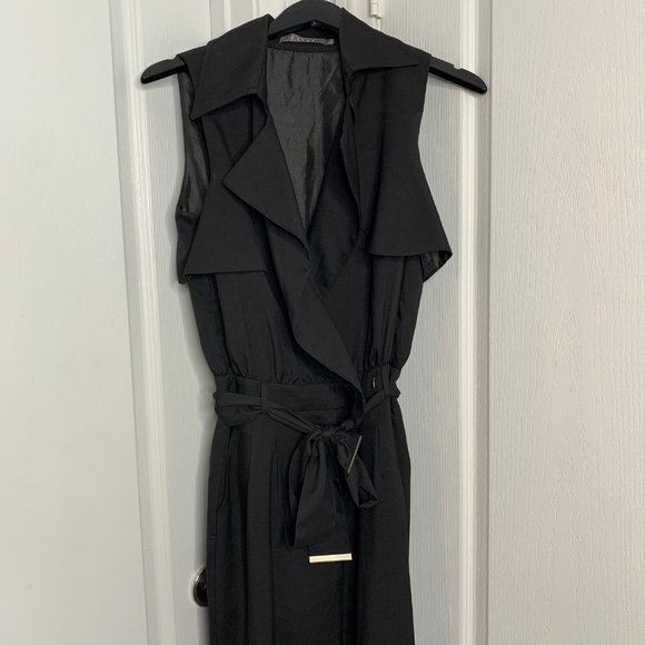 Black V-Neck Tie Waist Jumpsuit - Picture 4 of 7